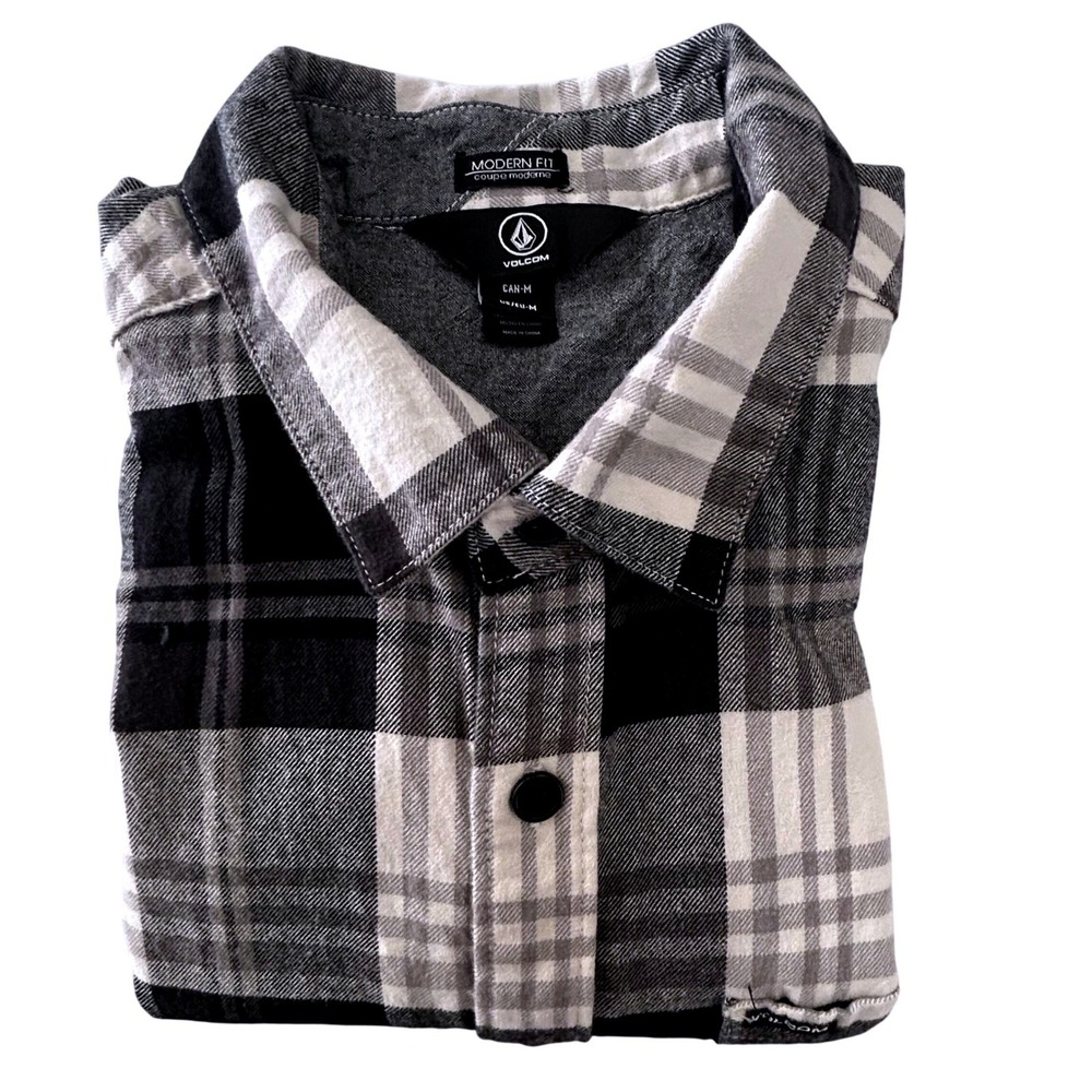 Volcom Men's‎ Shirt Medium Modern Fit Long Sleeve Black White Gray Plaid Flannel